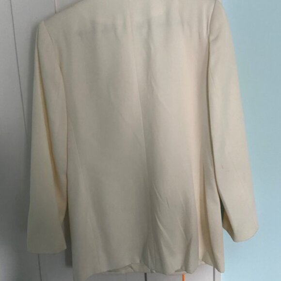 Women's Blazer - Picture 2 of 2